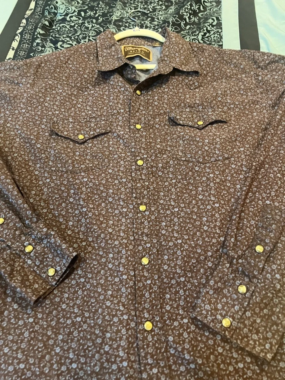 Wrangler RETRO Brown Floral-Print Long-Sleeve Button-Down Shirt - Picture 3 of 7
